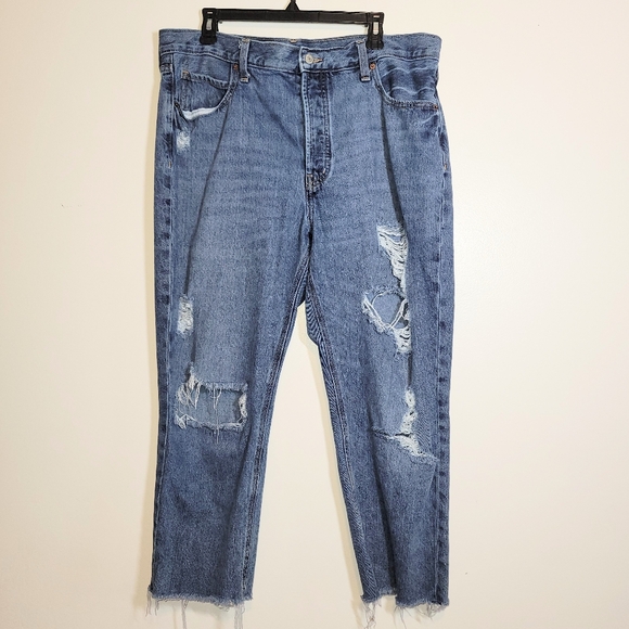 Old Navy High Rise Slouchy Straight Distressed Jeans 16 - Picture 1 of 10